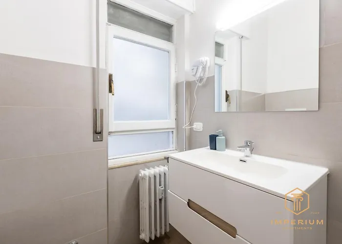 Pensjonat Imperium Garbatella - 2 Bedrooms With Private Bathroom, Terrace, 800mt To Metro Rzym